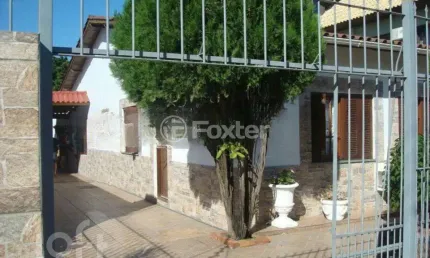 Casa com 3 quartos à venda na rua camaquã, 198, camaquã, porto alegre, 160 m2 por r$ 750.000