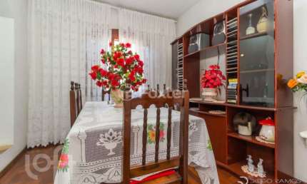 Casa com 5 quartos à venda na Rua Caixa Econômica, 132, Santa Tereza, Porto Alegre, 341 m2 por R$ 850.000