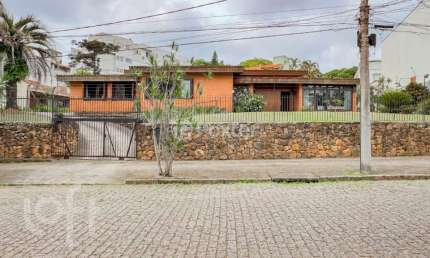 Casa com 3 quartos à venda na Rua João Paetzel, 915, Chácara das Pedras, Porto Alegre, 313 m2 por R$ 5.990.000