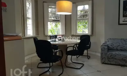 Casa com 3 quartos à venda na rua quintino bocaiúva, 914, rio branco, porto alegre, 173 m2 por r$ 1.400.000