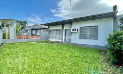 Casa com 2 quartos à venda na Rua Bento Gonçalves, 396, Ouro Branco, Novo Hamburgo, 117 m2 por R$ 670.000