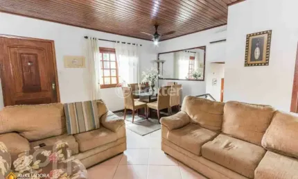 Casa com 2 quartos à venda na rua professor ivo corseuil, 496, petrópolis, porto alegre, 130 m2 por r$ 1.449.000