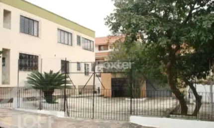 Casa com 4 quartos à venda na Avenida Juca Batista, 167, Hípica, Porto Alegre, 360 m2 por R$ 829.000