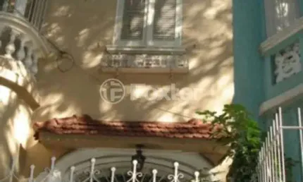 Casa com 4 quartos à venda na rua miguel tostes, 263, rio branco, porto alegre, 1 m2 por r$ 1.200.000