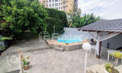 Casa com 3 quartos à venda na Rua Fernando Abbott, 1175, Cristo Redentor, Porto Alegre, 206 m2 por R$ 1.690.000