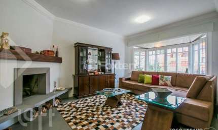 Casa com 4 quartos à venda na Rua Comendador Creidy, 56, Chácara das Pedras, Porto Alegre, 455 m2 por R$ 1.550.000