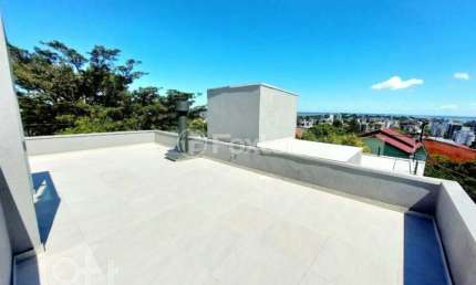 Casa com 3 quartos à venda na Rua Liberal, 869, Tristeza, Porto Alegre, 96 m2 por R$ 638.000