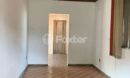 Casa com 2 quartos à venda na Rua Itiberê de Moura, 108, Passo das Pedras, Porto Alegre, 366 m2 por R$ 350.000