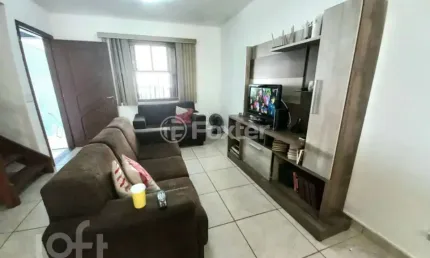 Casa com 2 quartos à venda na rua francisca prezzi bolognesi, 430, hípica, porto alegre, 100 m2 por r$ 350.000