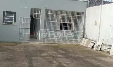 Casa com 4 quartos à venda na avenida professor oscar pereira, 1322, azenha, porto alegre, 300 m2 por r$ 1.150.000