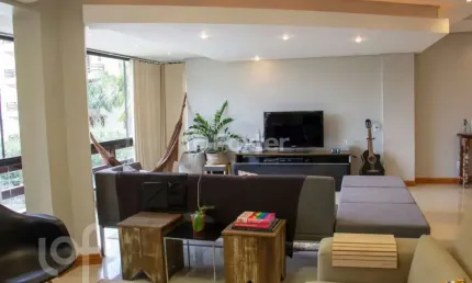 Apartamento com 3 quartos à venda na Avenida Montreal, 483, Jardim Lindóia, Porto Alegre, 135 m2 por R$ 900.000