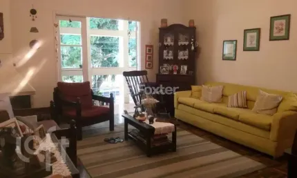 Apartamento com 3 quartos à venda na Rua Ferreira Viana, 379, Petrópolis, Porto Alegre, 102 m2 por R$ 390.000
