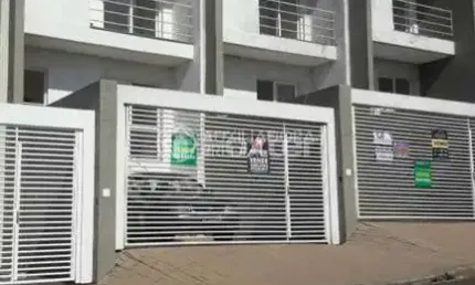 Casa com 3 quartos à venda na Rua Tuparaí, 55, Boa Saúde, Novo Hamburgo, 99 m2 por R$ 480.000