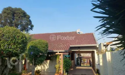 Casa com 3 quartos à venda na Rua Gildo de Freitas, 145, Jardim Planalto, Esteio, 216 m2 por R$ 680.000