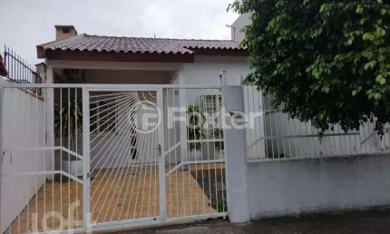 Casa com 2 quartos à venda na Rua Kansas, 180, Mato Grande, Canoas, 90 m2 por R$ 235.000