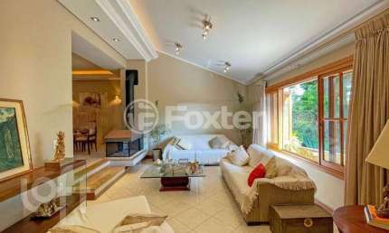 Casa com 4 quartos à venda na Rua Moema, 547, Chácara das Pedras, Porto Alegre, 313 m2 por R$ 2.177.000