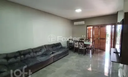 Casa com 3 quartos à venda na Rua Everest, 230, Pinheiro, São Leopoldo, 84 m2 por R$ 585.000