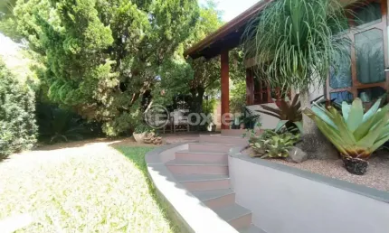 Casa com 3 quartos à venda na Rua Turquia, 220, Petrópolis, Novo Hamburgo, 180 m2 por R$ 960.000