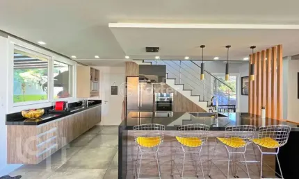 Casa em condomínio fechado com 3 quartos à venda na Rua Francisco Solano Borges, 200, Hípica, Porto Alegre, 278 m2 por R$ 1.390.000
