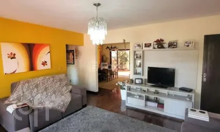Casa com 3 quartos à venda na rua doutor mário totta, 1770, tristeza, porto alegre, 389 m2 por r$ 1.290.000