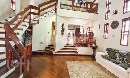 Casa com 4 quartos à venda na Rua Vista Alegre, 215, Nossa Senhora das Graças, Canoas, 204 m2 por R$ 790.000