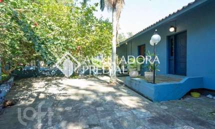 Casa com 4 quartos à venda na Rua Simão Bolívar, 455, Vila Conceição, Porto Alegre, 500 m2 por R$ 1.690.000