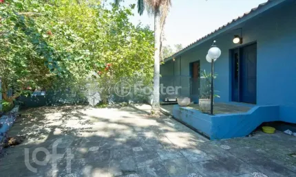Casa com 4 quartos à venda na Rua Simão Bolívar, 455, Vila Conceição, Porto Alegre, 500 m2 por R$ 1.690.000