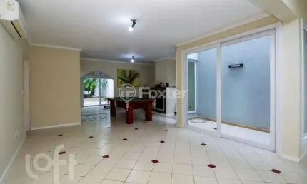 Casa com 3 quartos à venda na rua walter kaufmann, 580, jardim itu sabará, porto alegre, 307 m2 por r$ 1.757.500