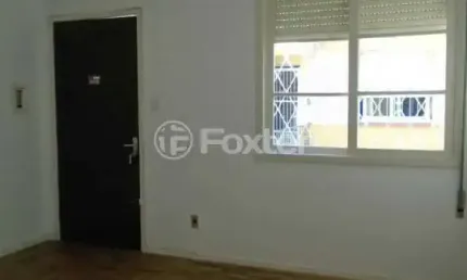 Apartamento com 3 quartos à venda na Avenida Arnaldo Bohrer, 510, Teresópolis, Porto Alegre, 66 m2 por R$ 189.000