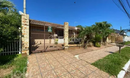 Casa com 4 quartos à venda na rua das araras, 1114, harmonia, canoas, 164 m2 por r$ 580.000