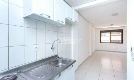 Kitnet / stúdio à venda na rua vigário josé inácio, 506, centro histórico, porto alegre, 26 m2 por r$ 171.000