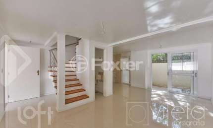 Casa em condomínio fechado com 3 quartos à venda na Rua Doutor Pereira Neto, 1215, Tristeza, Porto Alegre, 159 m2 por R$ 688.000