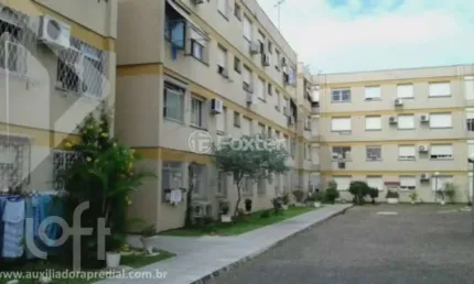 Apartamento com 3 quartos à venda na Rua Camaquã, 47, Camaquã, Porto Alegre, 69 m2 por R$ 239.000