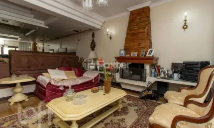 Casa com 4 quartos à venda na rua geraldo souza moreira, 65, passo da areia, porto alegre, 147 m2 por r$ 1.100.000