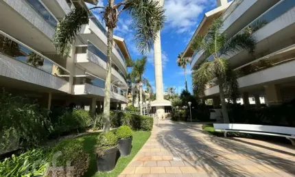 Apartamento com 3 quartos à venda na Avenida Luiz Boiteux Piazza, 2597, Cachoeira do Bom Jesus, Florianópolis, 145 m2 por R$ 3.200.000