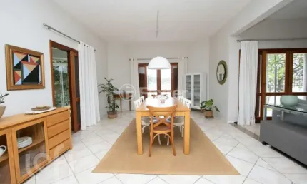 Casa com 6 quartos à venda na rua crisógono vieira da cruz, 561, lagoa da conceição, florianópolis, 506 m2 por r$ 4.600.000