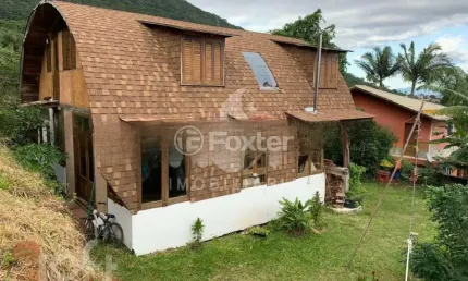 Casa com 4 quartos à venda na servidão arapongas, 181, ribeirão da ilha, florianópolis, 170 m2 por r$ 1.900.000