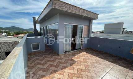 Casa com 3 quartos à venda na Servidão Hipolito Cassiano de Menezes, 0001, São João do Rio Vermelho, Florianópolis, 180 m2 por R$ 480.000