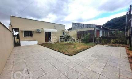 Casa com 2 quartos à venda na Rua Francisco Valdomiro Lorenz, 284, Jardim Carvalho, Porto Alegre, 100 m2 por R$ 499.000