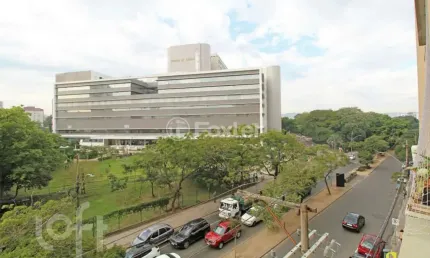 Apartamento com 2 quartos à venda na Rua Ramiro Barcelos, 2073, Santana, Porto Alegre, 75 m2 por R$ 330.000