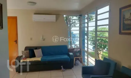 Casa com 2 quartos à venda na Rua Mário Totta, 87, São José, Canoas, 133 m2 por R$ 550.000
