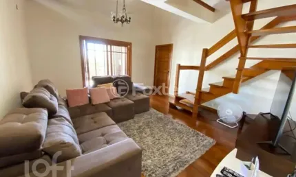Casa com 4 quartos à venda na rua vinte e cinco de julho, 386, santa maria goretti, porto alegre, 840 m2 por r$ 2.680.000