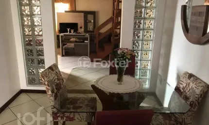 Casa com 3 quartos à venda na Rua Manacás, 508, Estância Velha, Canoas, 200 m2 por R$ 850.000