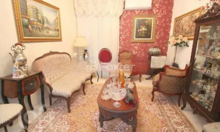Apartamento com 2 quartos à venda na rua coronel genuino, 449, centro histórico, porto alegre, 75 m2 por r$ 420.000