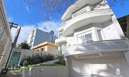 Casa com 3 quartos à venda na Rua Walt Disney, 205, São Sebastião, Porto Alegre, 206 m2 por R$ 1.550.000