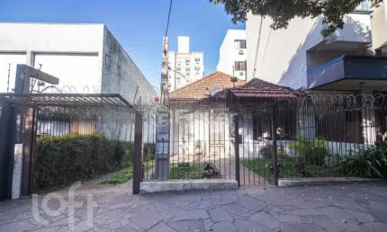 Casa com 3 quartos à venda na rua barão do amazonas, 216, petrópolis, porto alegre, 250 m2 por r$ 1.287.000