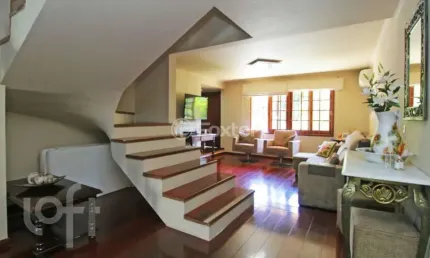 Casa com 4 quartos à venda na Rua Adão Pinheiro da Silva, 575, Ipanema, Porto Alegre, 250 m2 por R$ 990.000