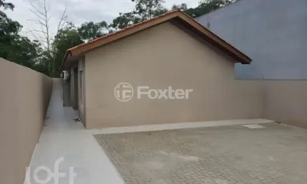 Casa em condomínio fechado com 2 quartos à venda na Avenida Doutor Sezefredo Azambuja Vieira, 5995, Olaria, Canoas, 36 m2 por R$ 180.000