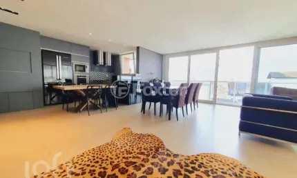Apartamento com 3 quartos à venda na Rua Cláudio Antônio Bertoni, 100, Madureira, Caxias do Sul, 186 m2 por R$ 1.750.000