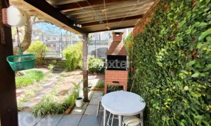 Casa com 3 quartos à venda na rua ernesto pellanda, 78, vila jardim, porto alegre, 167 m2 por r$ 807.500